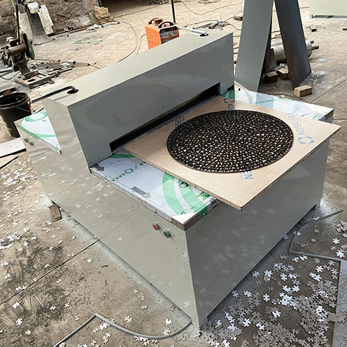 jigsaw puzzle machine cutting die